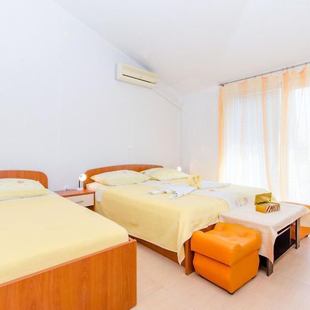 Knezovicapartments Živogošće Buitenkant foto