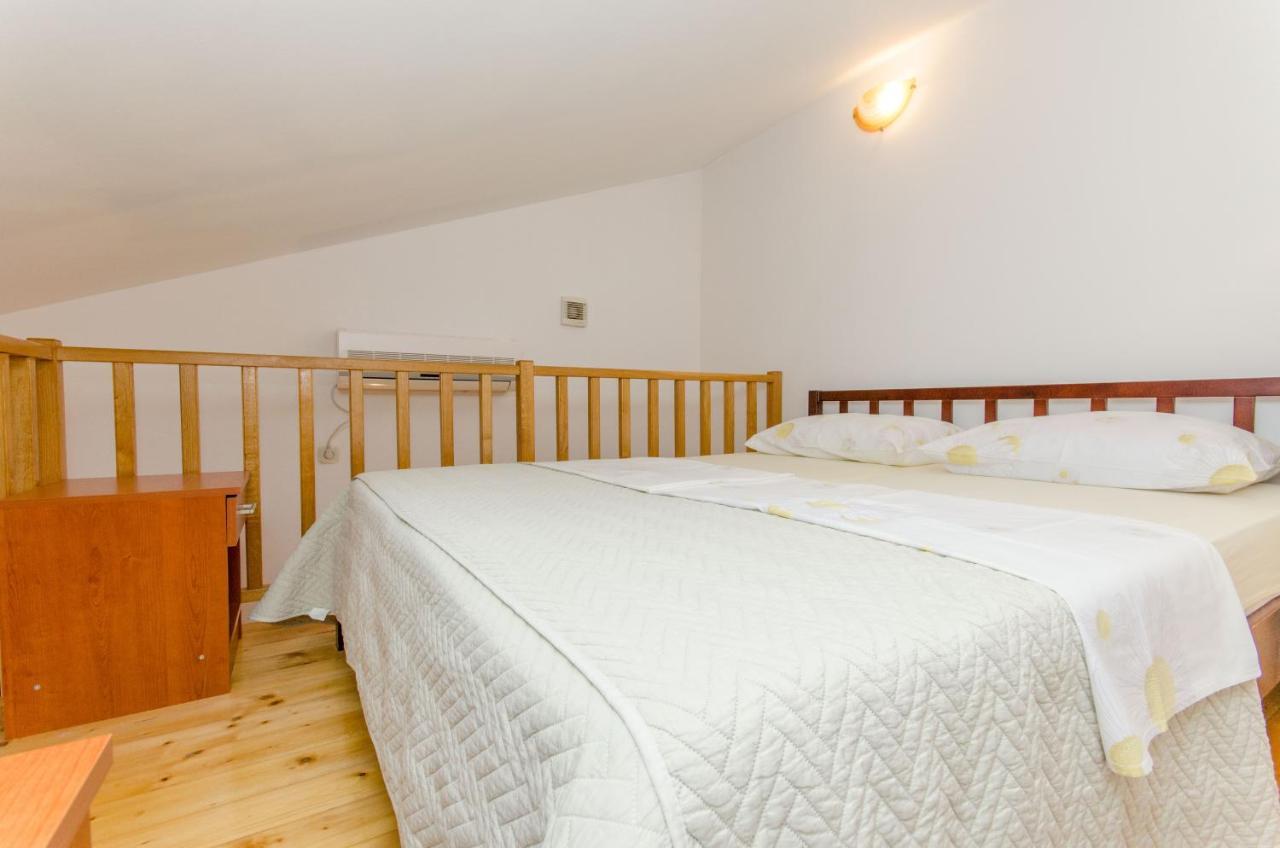 Knezovicapartments Živogošće Buitenkant foto