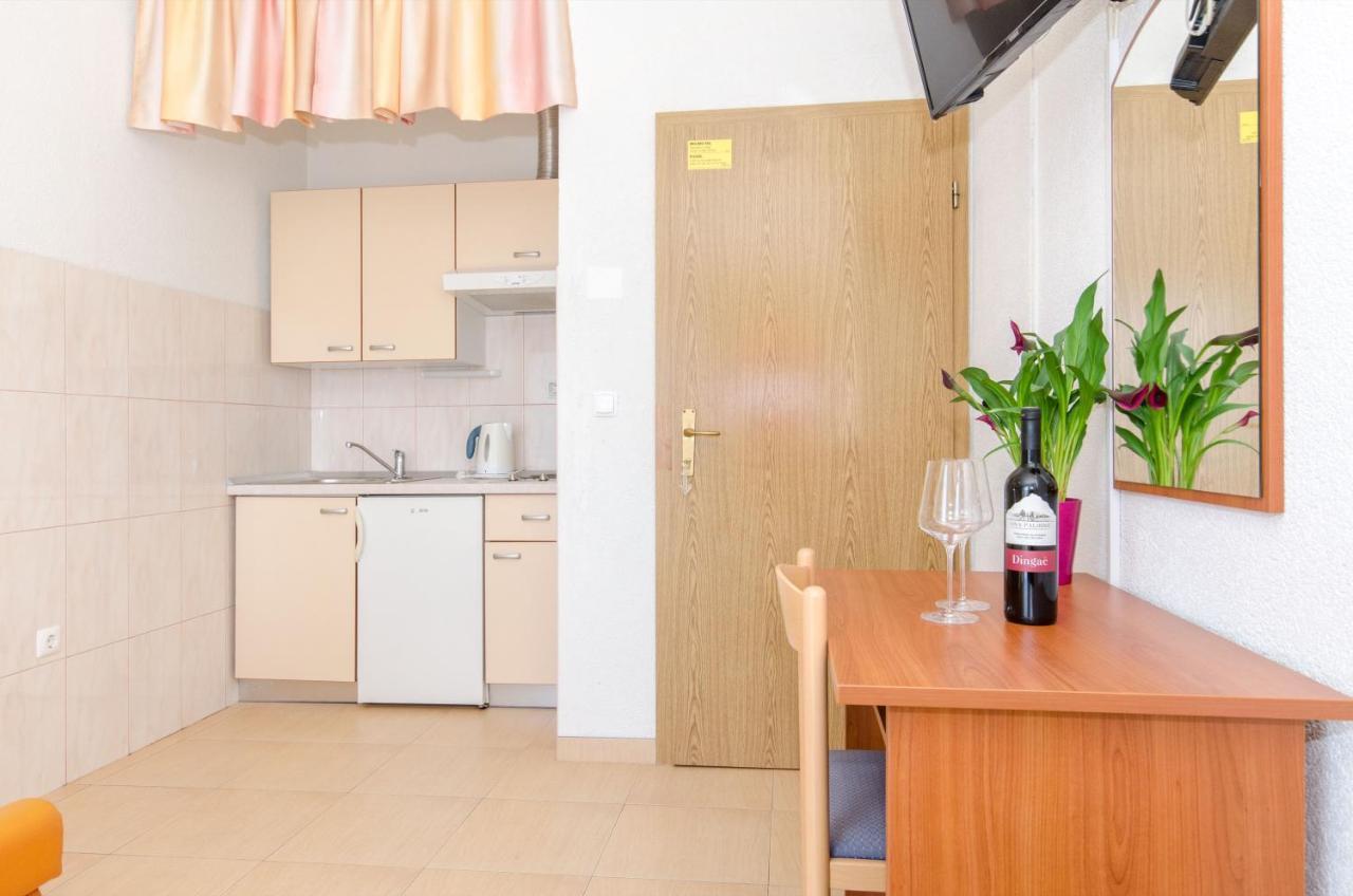 Knezovicapartments Živogošće Buitenkant foto